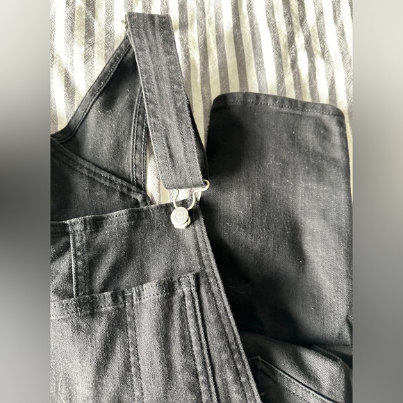 LEVI’S BLACK OVERALLS HIGH WAIST SKINNY 29 - Picture 2 of 5